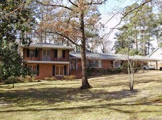 211 Spring Lake Rd, Columbia, SC 29206