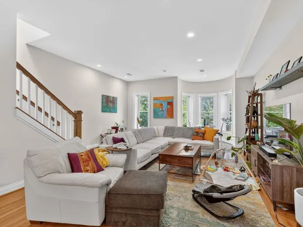 1316 West St NW #3, Washington, DC 20018