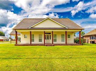 144 Seraphin Dr, Napoleonville, LA 70390