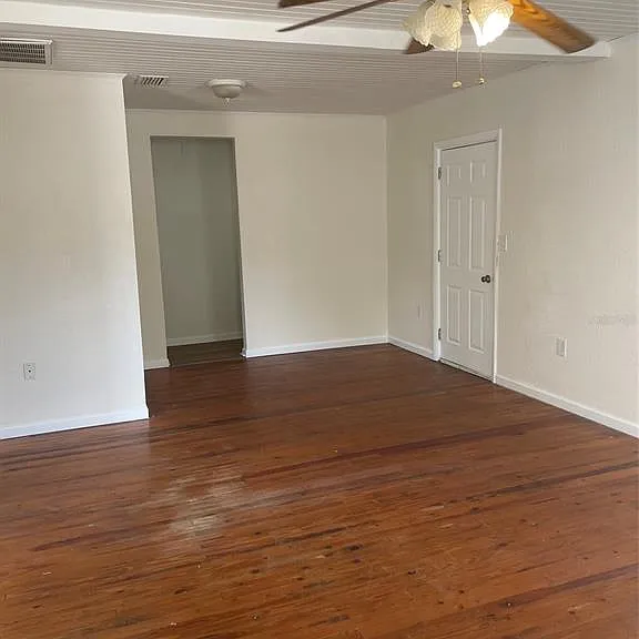 311 Lake Dale Dr — Photo 3