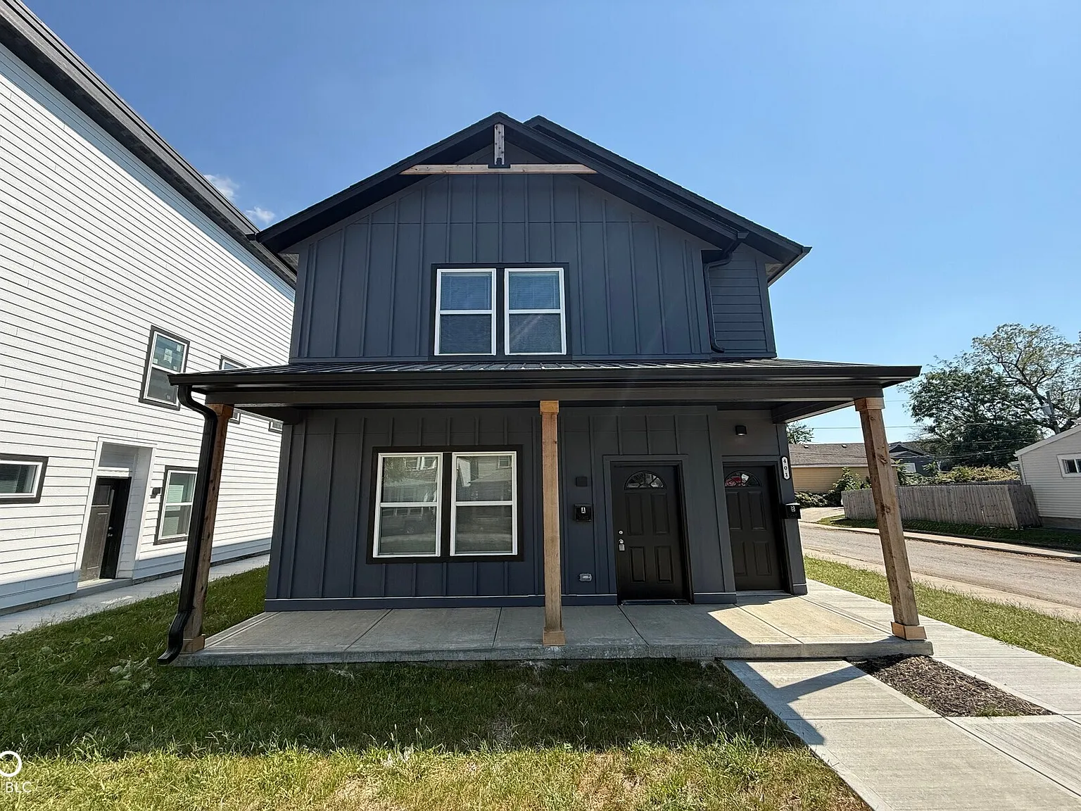 3 bed, 2.0 bath, 1244 sqft, $1,795 — Photo 3