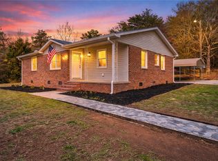 553 Singing Pines Rd, Seneca, SC 29678