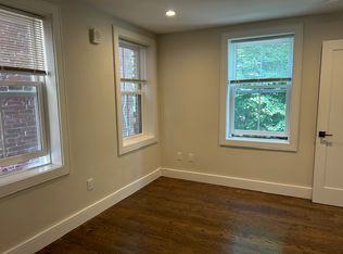 358 Hanover St #5B, Boston, MA 02113