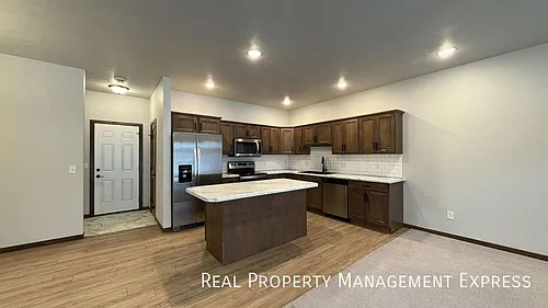 2415 E Copalis Pl Photo 1