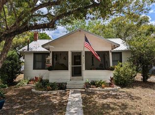 5422 8th St, Zephyrhills, FL 33542