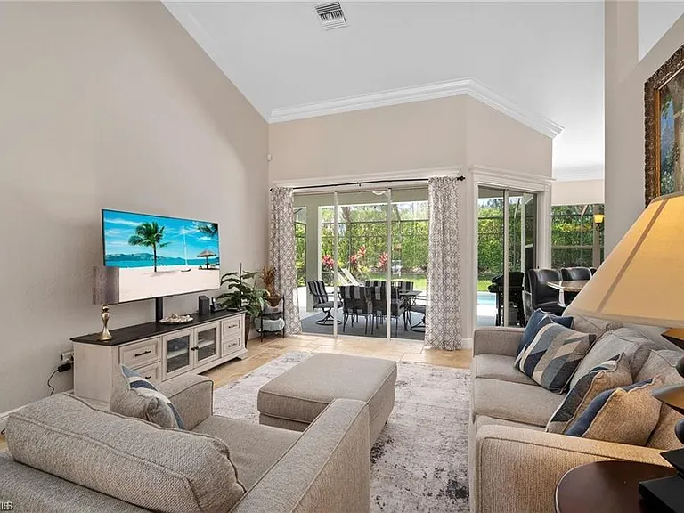 8884 Mustang Island Cir — Photo 5