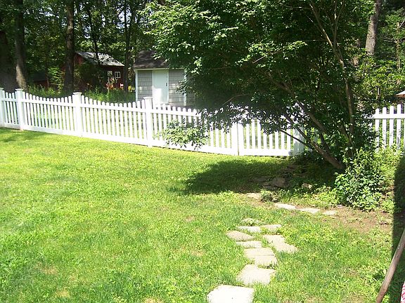 ..and ideal for dogs & kids.