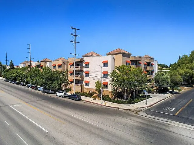 9610 Zelzah Ave #302 — Photo 1