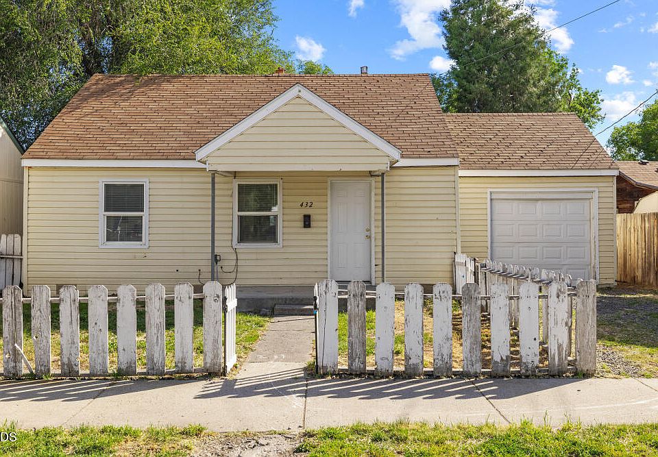 1st image of 432 Division St