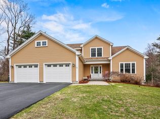 5 Paul Revere Rd, Auburn, MA 01501