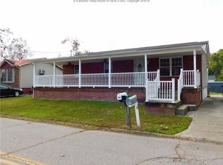 107 Pinehurst Dr, Tornado, WV