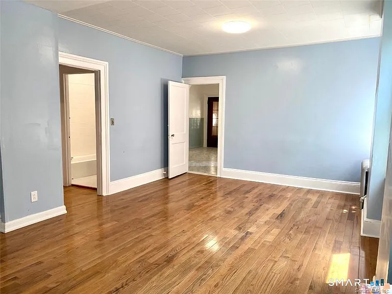 206 Franklin Ave #206 — Photo 4