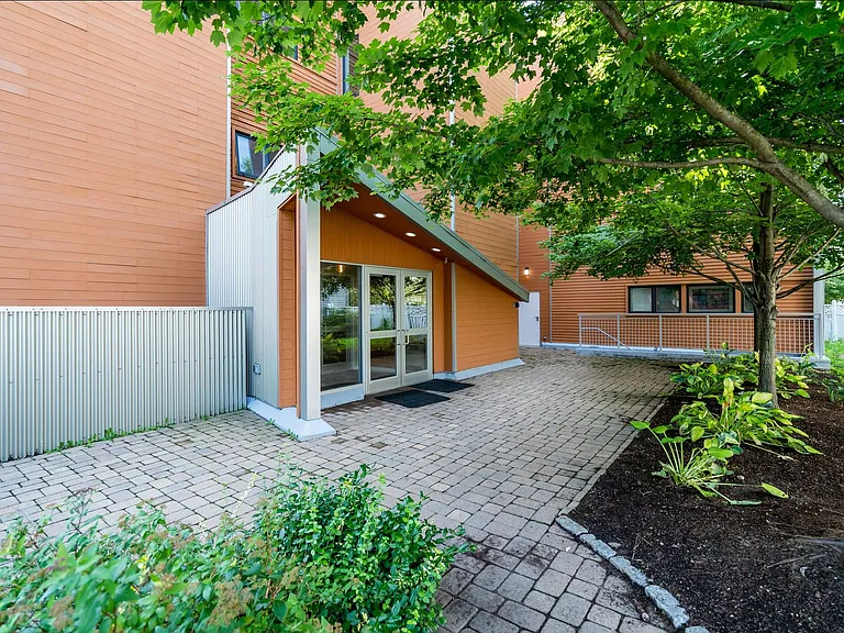 24 Bay State Rd #9 — Photo 15