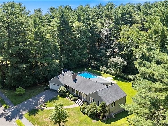 3rd image of 15 Chatham Way