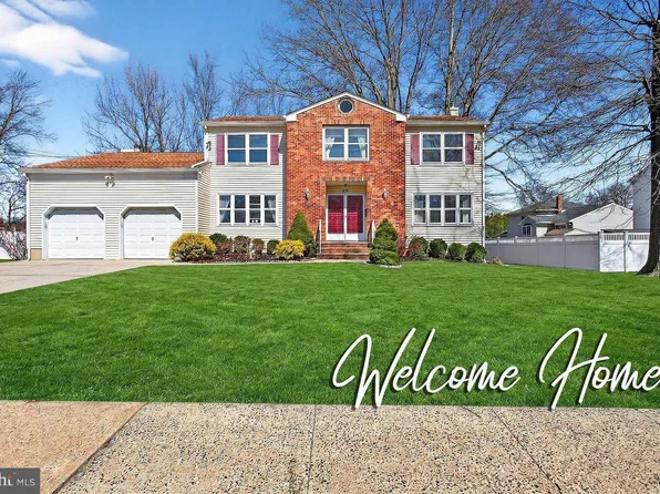 829 Cranbury Cross Rd, North Brunswick, NJ 08902