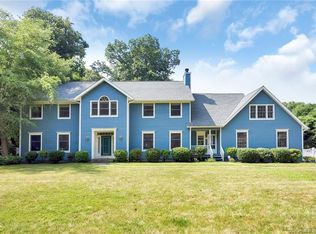 4 Foxfire Ln, Westport, CT 06880