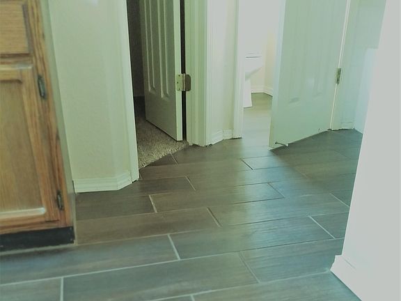 3rd image of 6089 River Park Pl