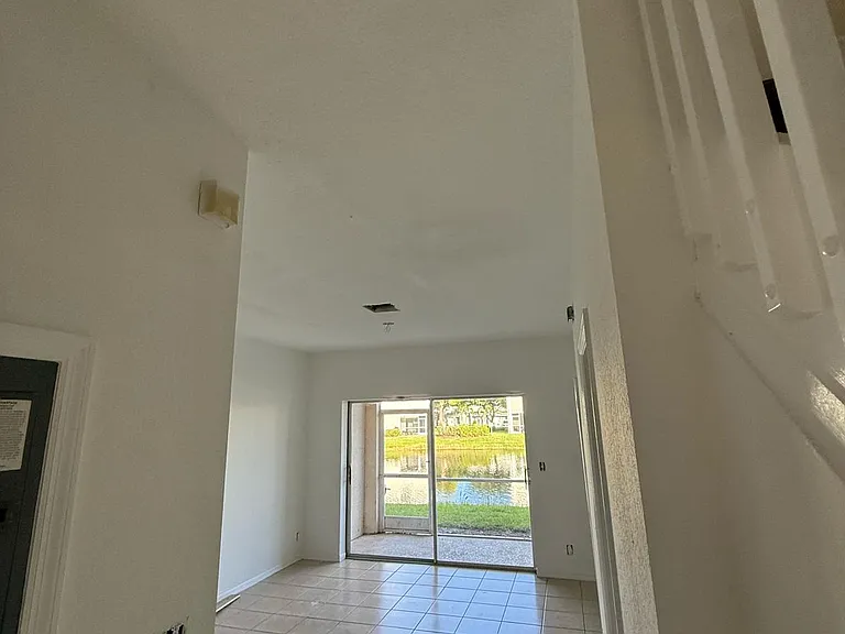 Spyglass Hill Ln — Photo 6