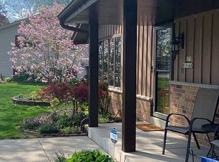S73W16466 Vine St, Muskego, WI 53150