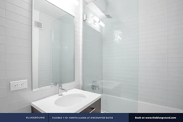 Rented by The Blueground | media 201