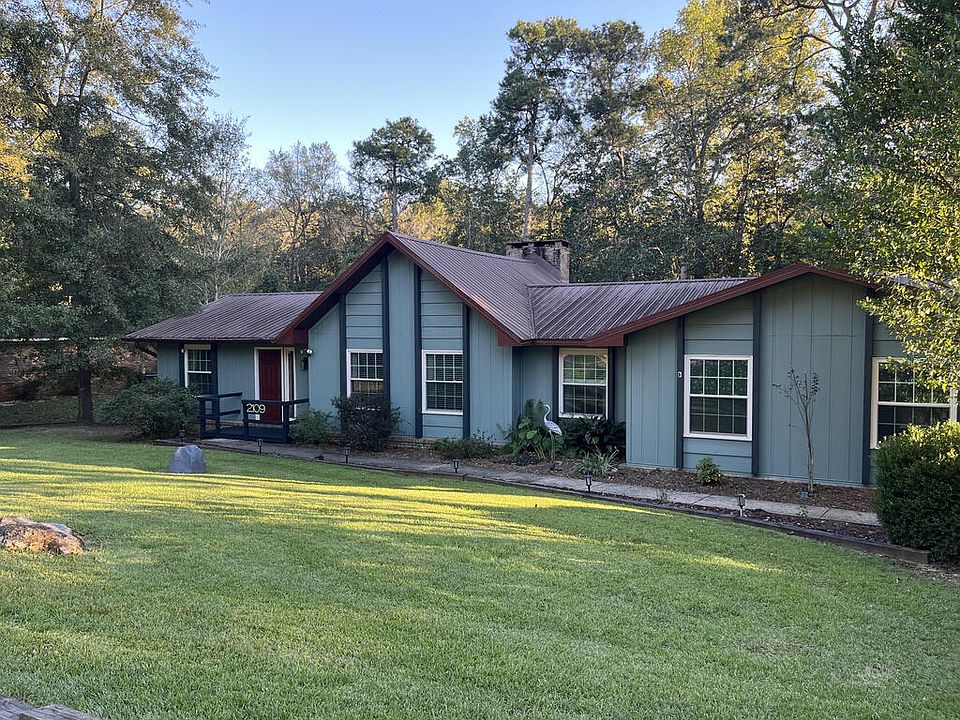 1st image of 2109 Shadybrook Ln