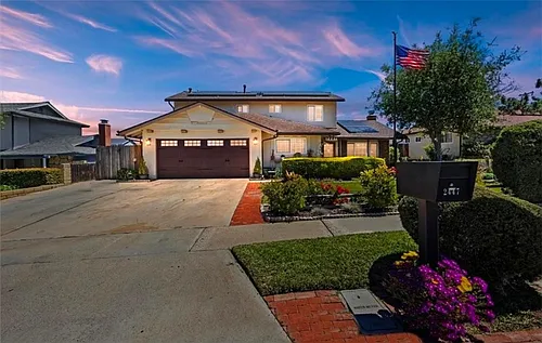 2447 Grove Ave Photo 1