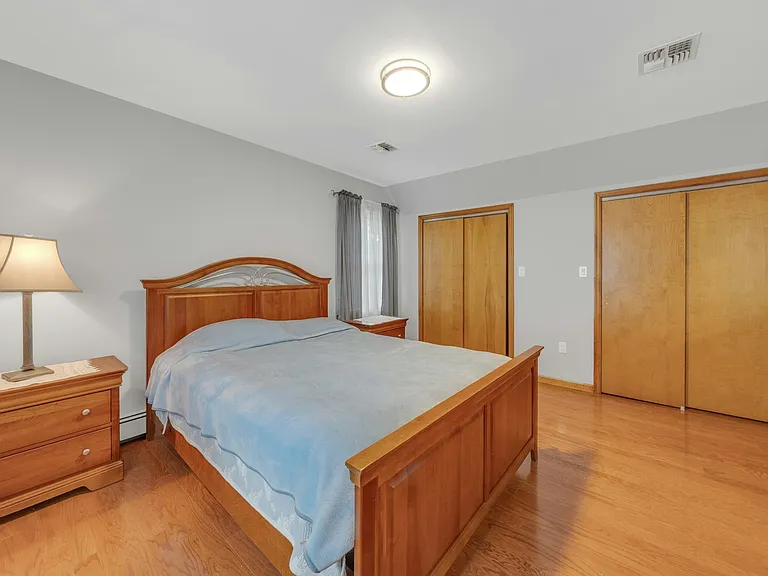 24 Cambridge Rd — Photo 11