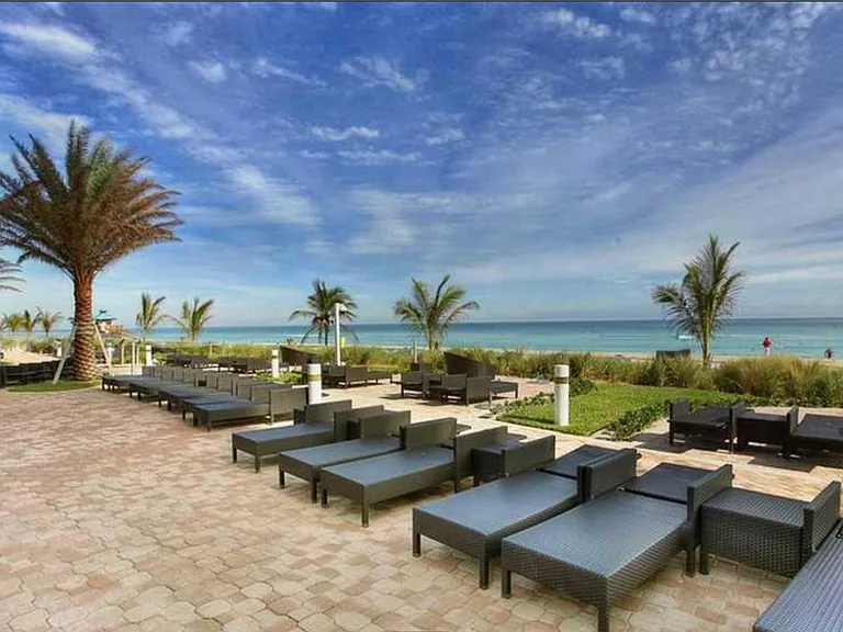 18201 Collins Ave #1705 — Photo 20