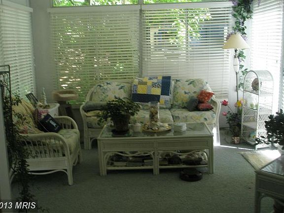 5th image of 63 Berkshire Dr