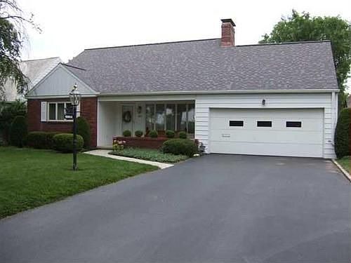 1st image of 1627 Parkway Dr