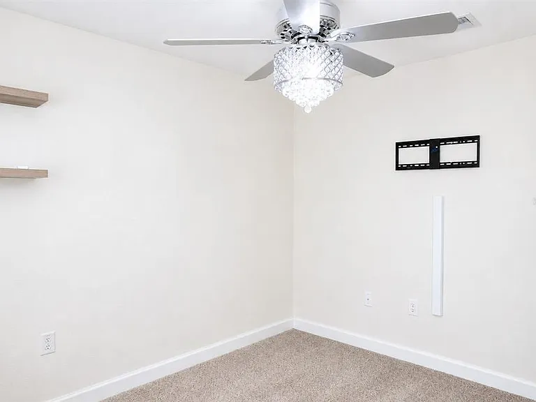 2172 Lake Side Ave — Photo 16