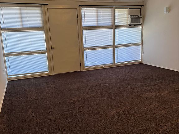 2nd image of 6032 42nd Ave #C