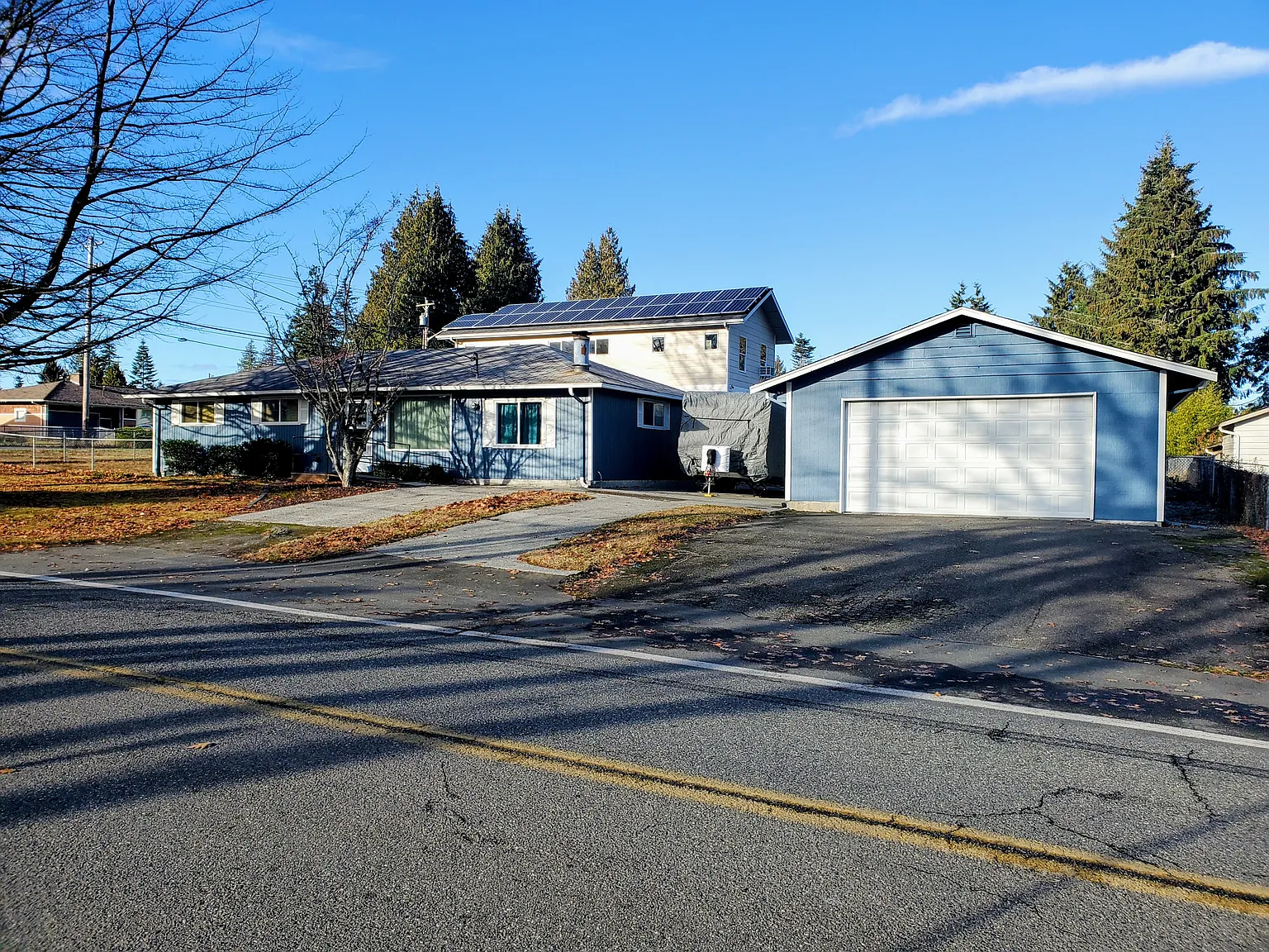 3 bed, 1.5 bath, 1200 sqft, $2,800 — Photo 1