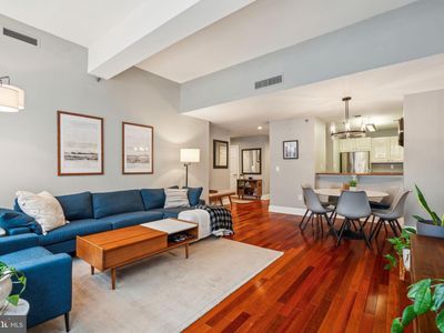 1500 Chestnut St APT 18D, Philadelphia, PA, 19102