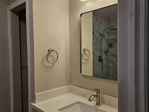 2nd image of 131 Dogwood St