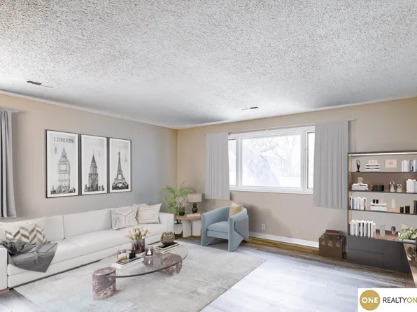 335 S 26th St, Lincoln, NE 68510