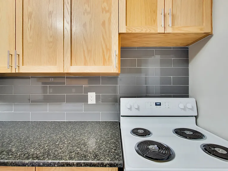 6000 Bathurst St — Photo 76