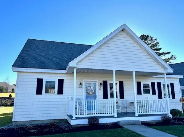 27 Lacosta Drive, Old Orchard Beach, ME 04064