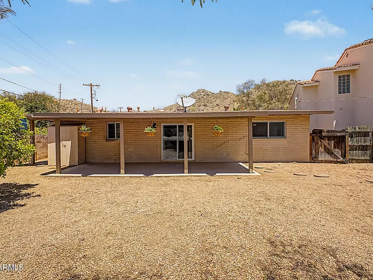29 E Foothill Dr — Photo 28