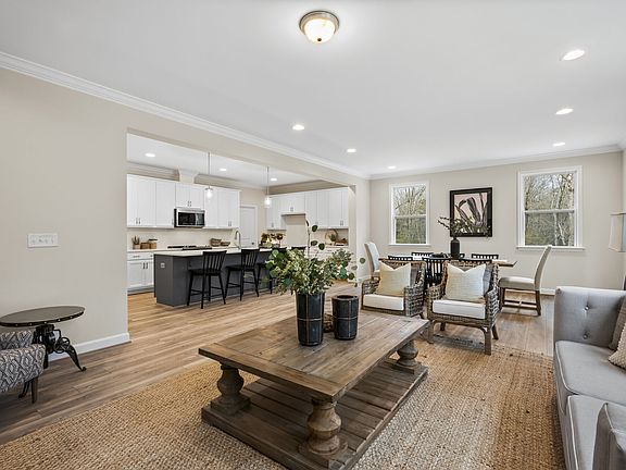 Photo representation of the Winston floorplan