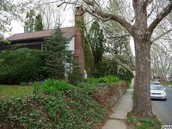 2nd image of 270 S White Oak St