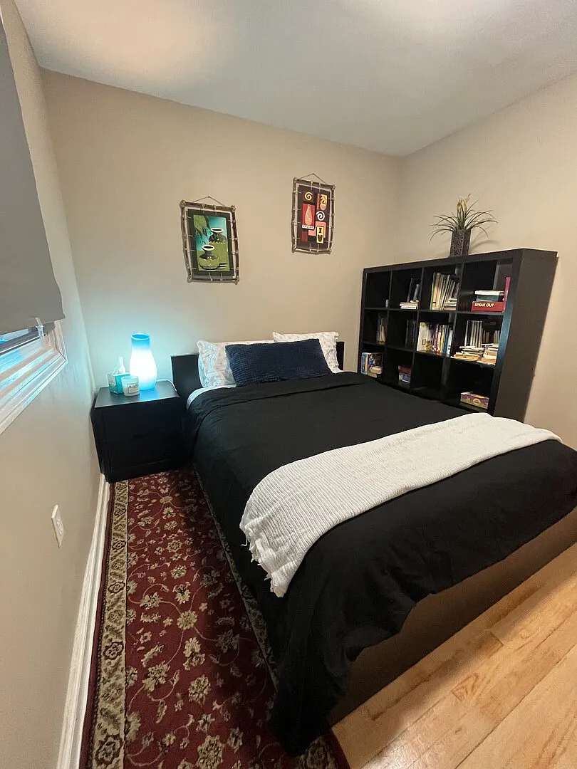 Comfortable Furnished 2-Bedroom Unit 3 — Photo 4