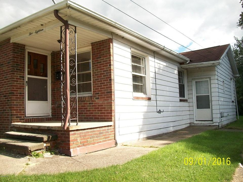 1st image of 518 Emmett St E