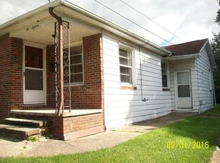 518 Emmett St E, Battle Creek, MI 49017