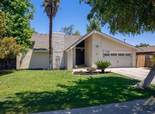 4205 La Mirada Dr, Bakersfield, CA 93309