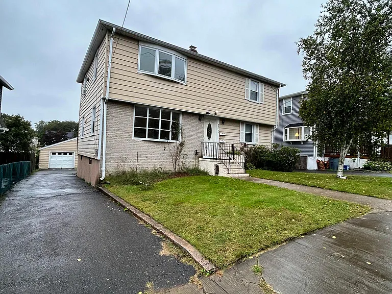 78 Fairview Ave #1 — Photo 9