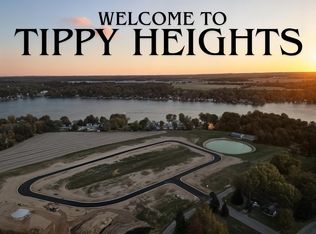 38 Tippy View Dr, Leesburg, IN