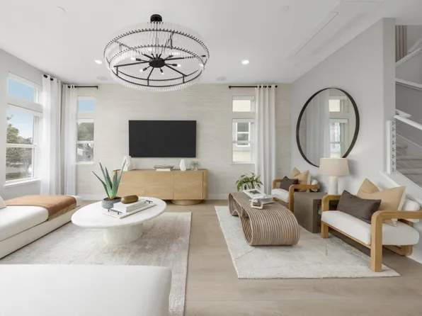 287 Llewellyn Avenue Plan #2-017-18, Campbell, CA 95008