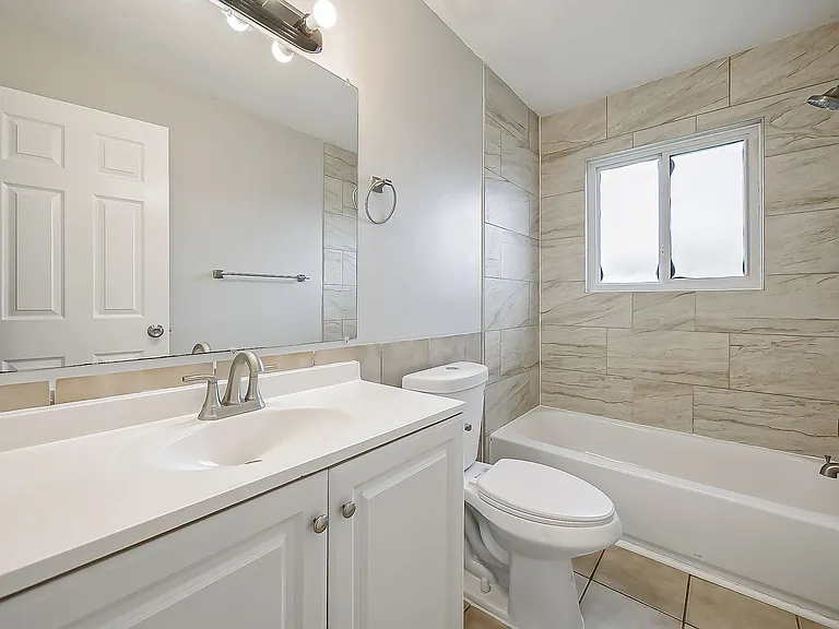 1490 Nancywood Drive — Photo 14