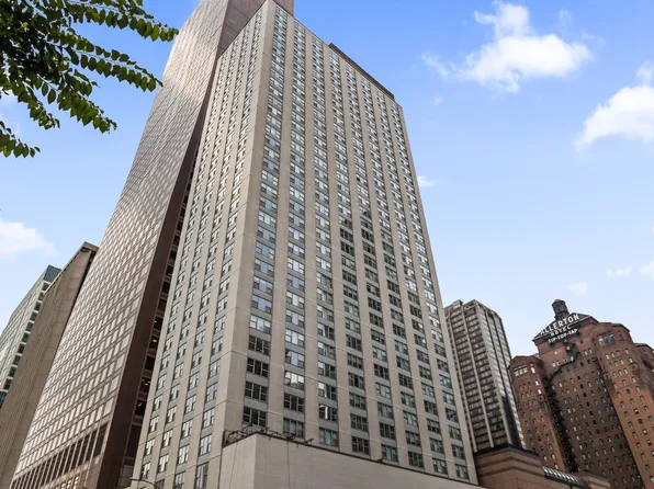 777 N Michigan Ave APT 2206, Chicago, IL 60611